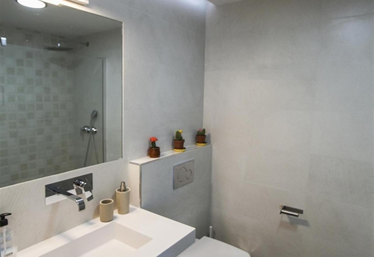 Super Front Line Modern New Apartm Nerja Eksteriør billede